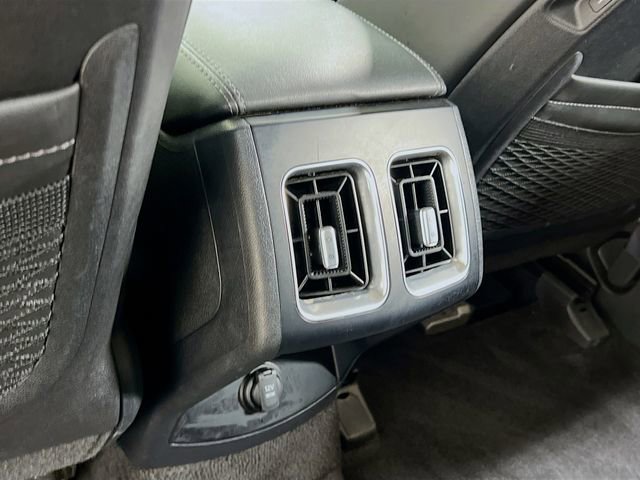 Used 2024 Kia Sorento S image 25