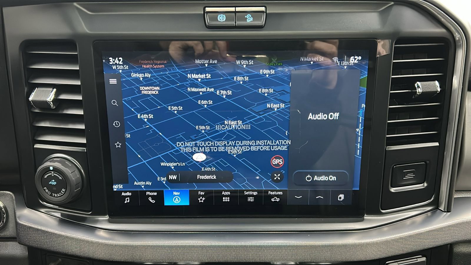 Used 2025 Ford F450 Platinum w/ FX4 Off-Road Package image 22