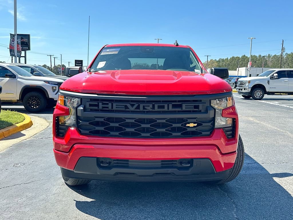 Used 2023 Chevrolet Silverado 1500 Custom image 5
