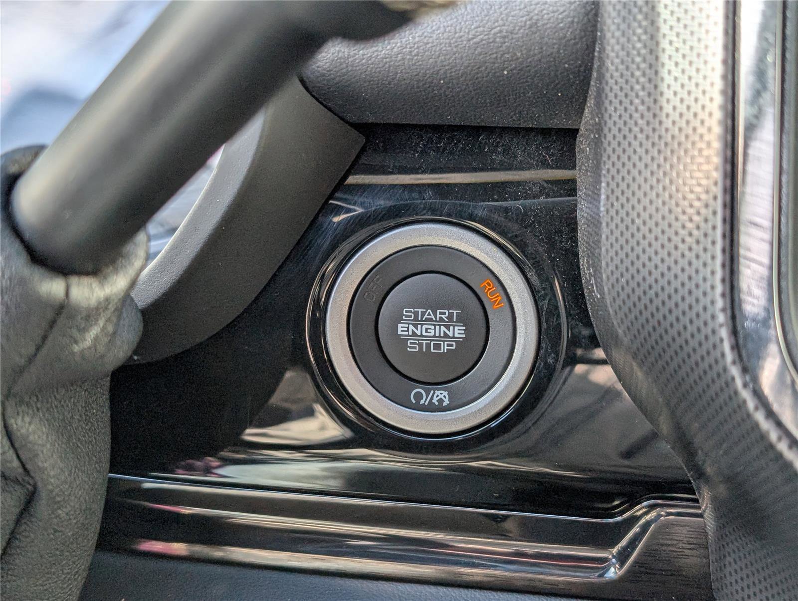 Used 2025 RAM 3500 Limited image 25