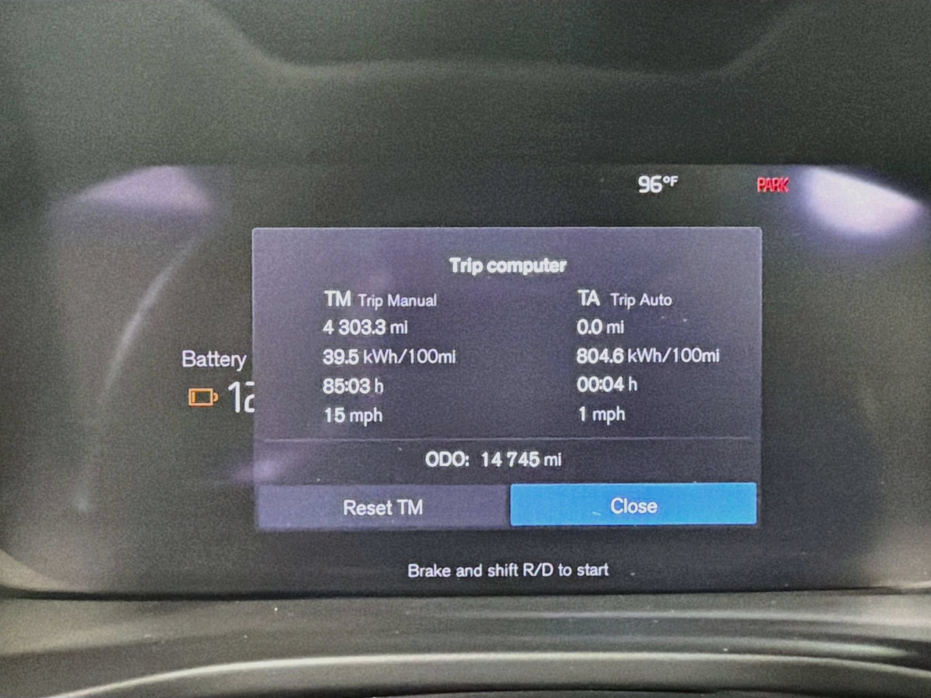 Certified 2023 Volvo C40 P8 Recharge Plus w/ Climate Package AWD/4WD image 12