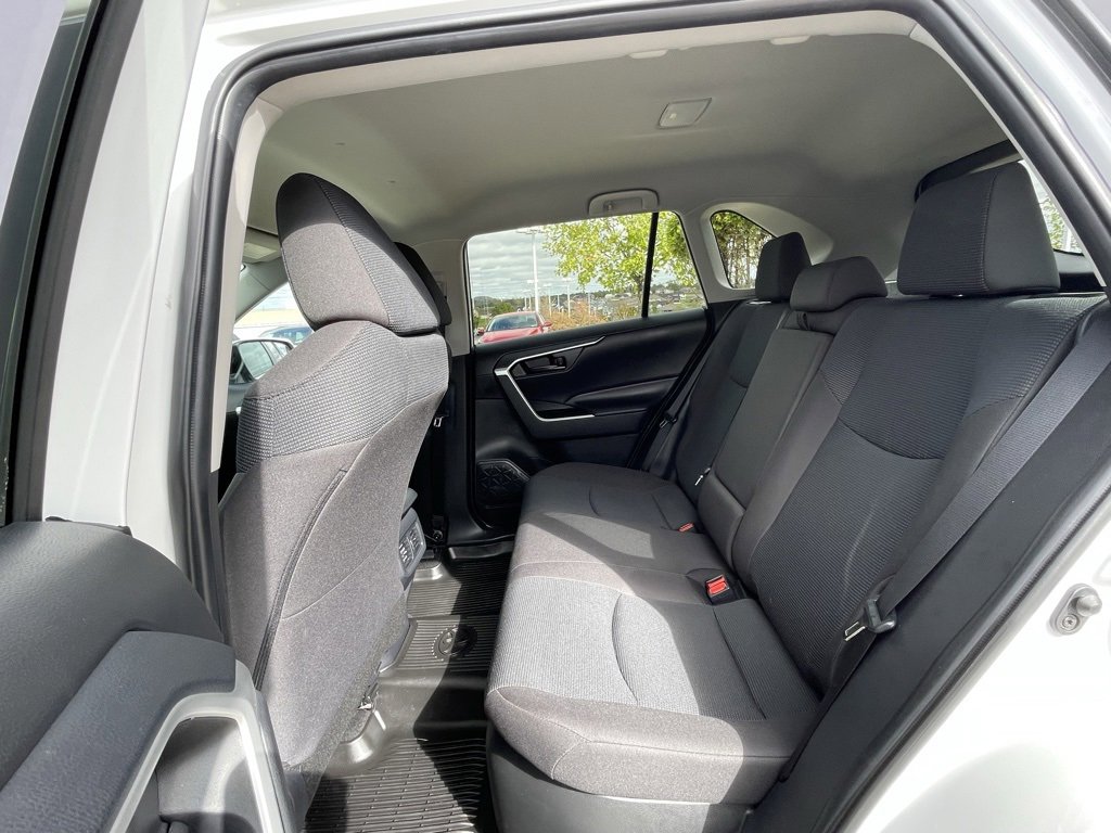 Used 2024 Toyota RAV4 LE image 19