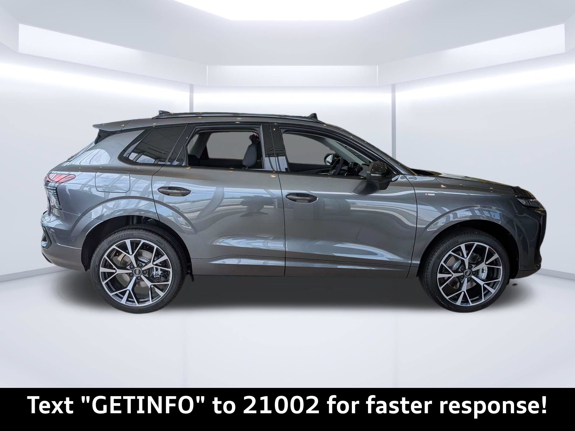 New 2026 Audi Q3 quattro 2.0T AWD/4WD image 2