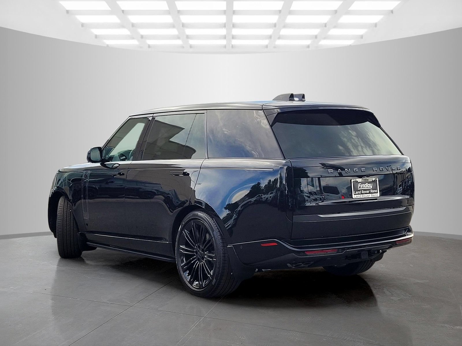 New 2026 Land Rover Range Rover Long Wheelbase Autobiography AWD/4WD image 4