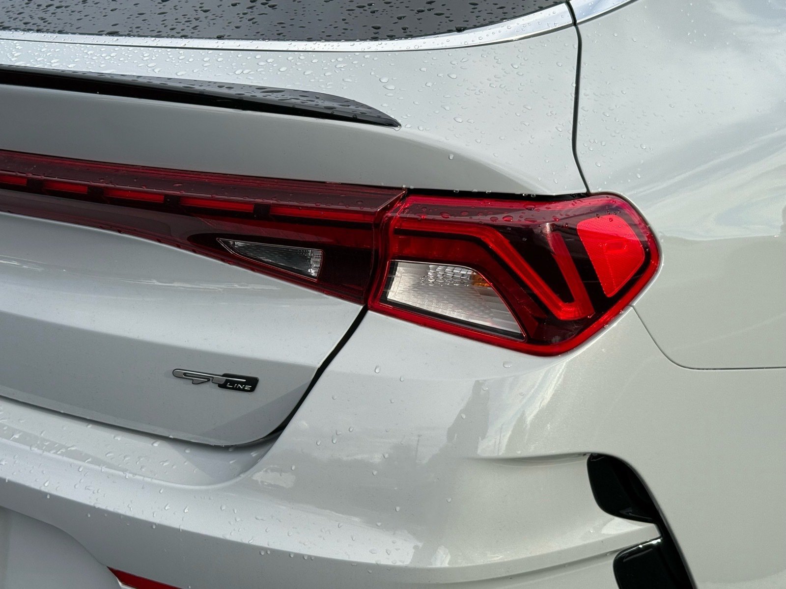 Used 2021 Kia K5 GT-Line FWD image 10