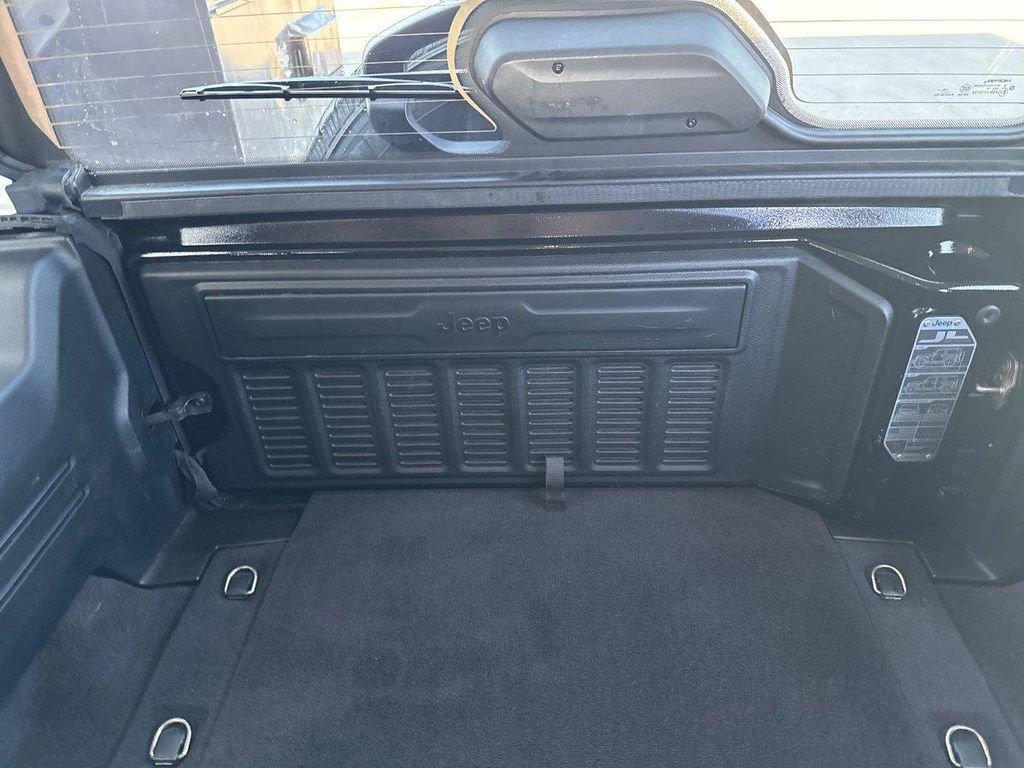 Used 2020 Jeep Wrangler Unlimited Sport S image 12