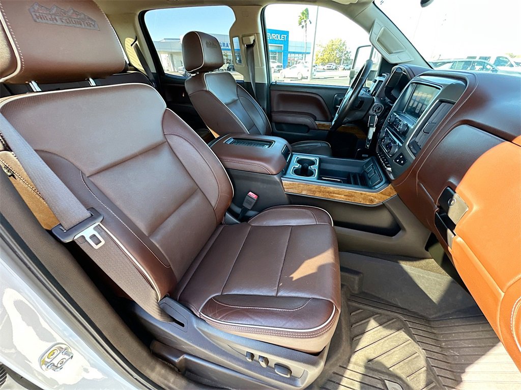 Used 2019 Chevrolet Silverado 2500 High Country w/ Duramax Plus Package image 27