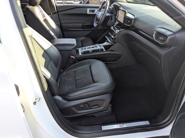 Certified 2023 Ford Explorer ST-Line w/ Class IV Trailer Tow Package RWD image 29