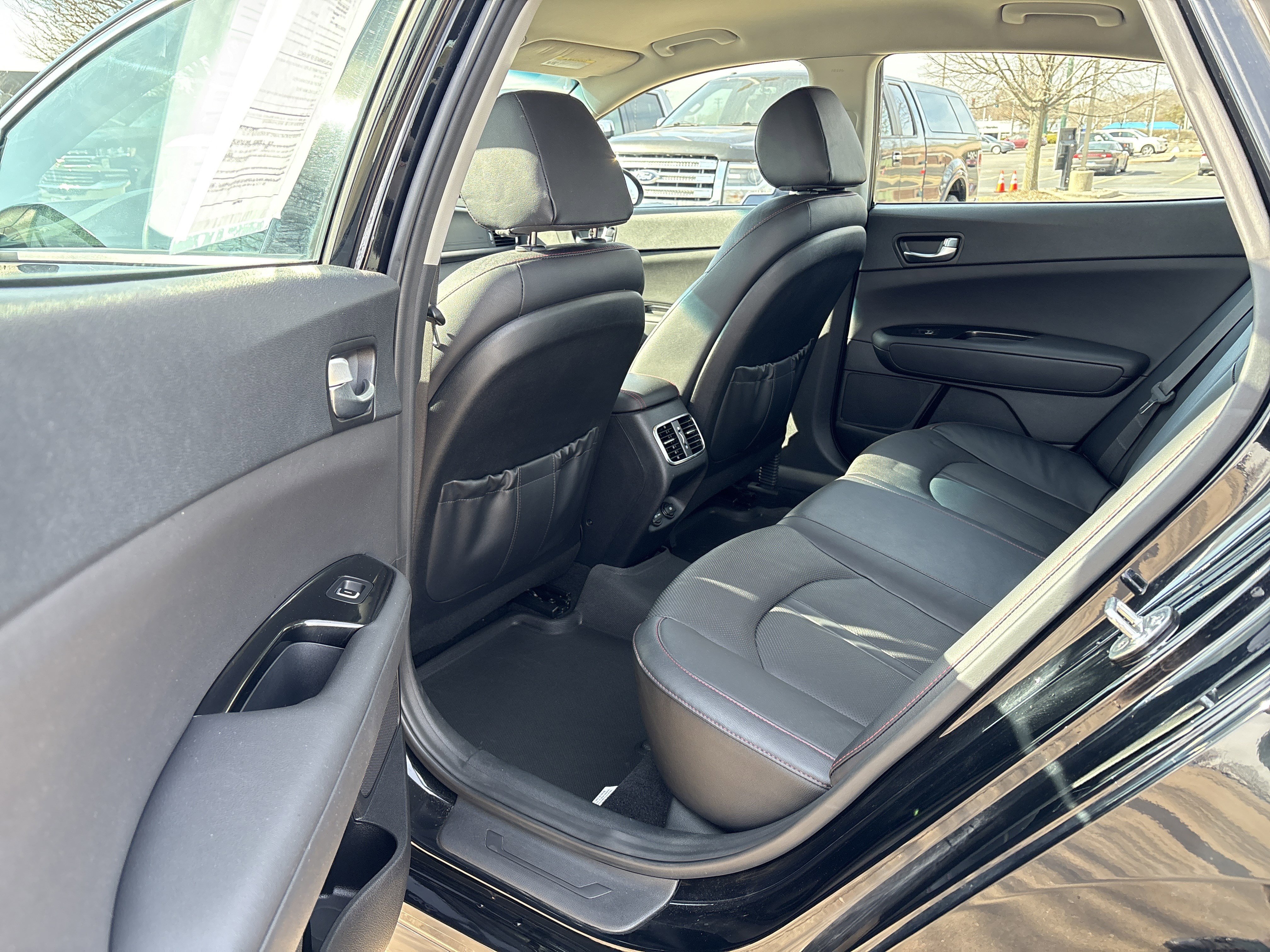 Used 2017 Kia Optima SX image 12