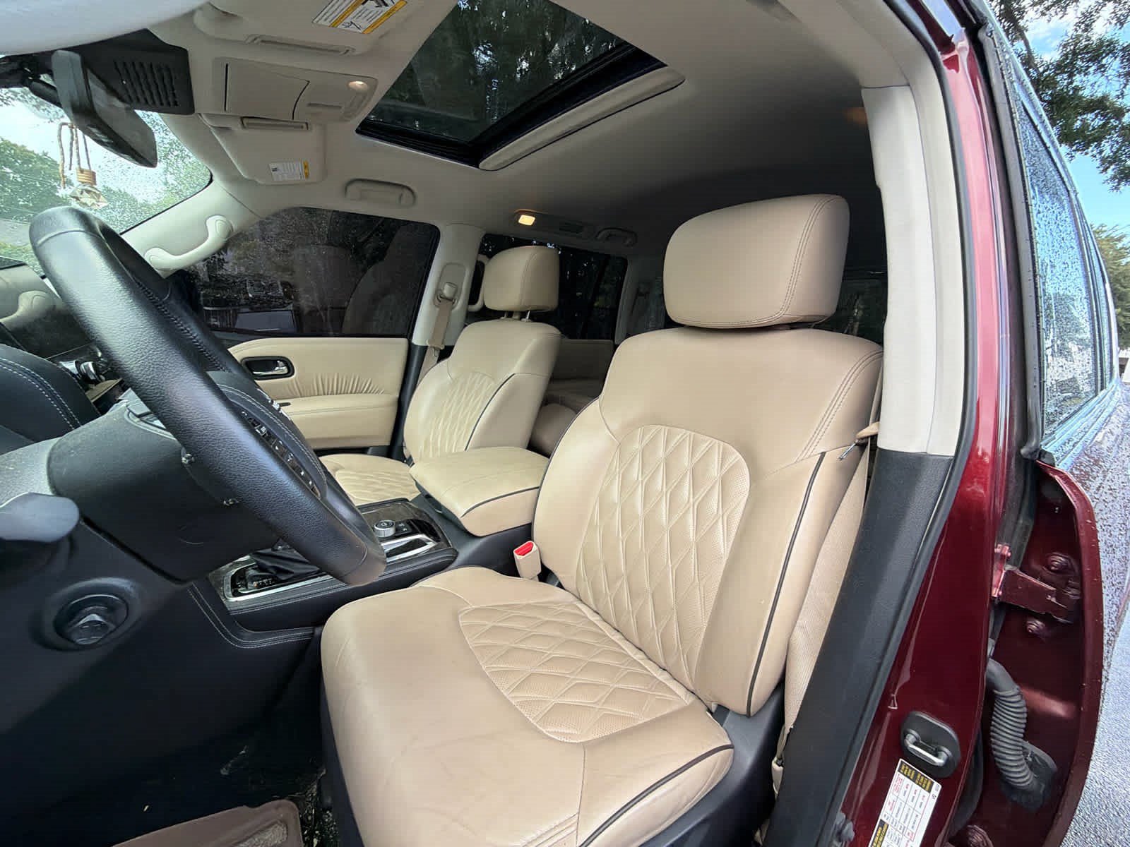 Used 2022 Nissan Armada Platinum w/ Captain's Chairs Package RWD image 65