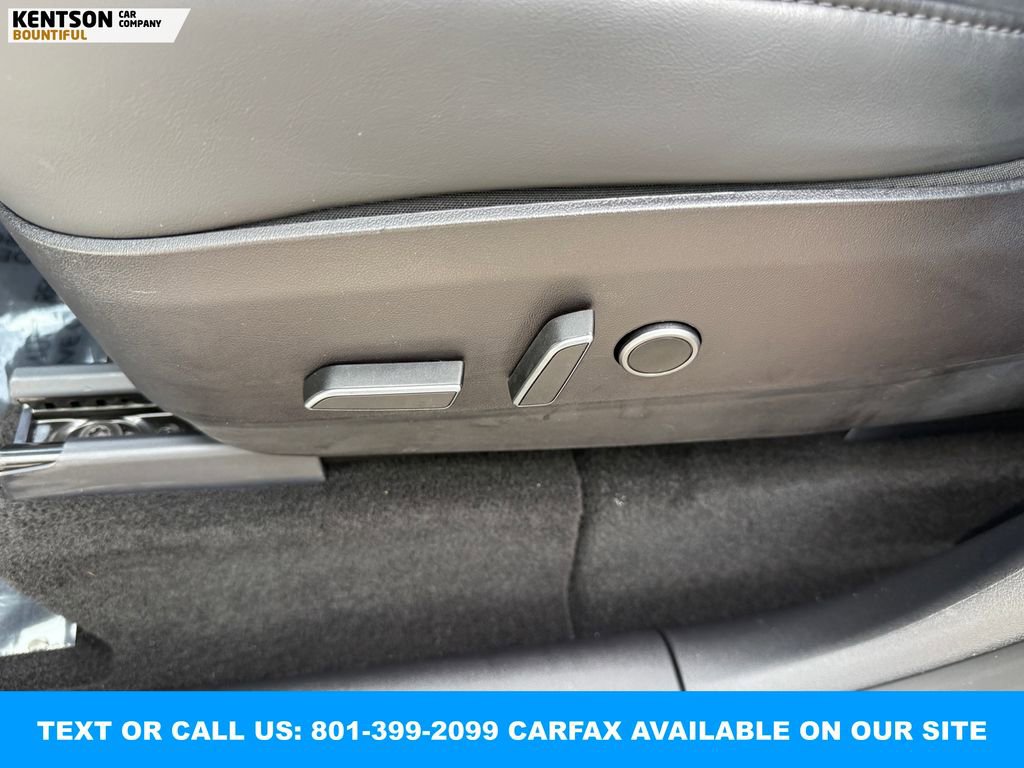 Used 2022 Tesla Model Y Performance image 29