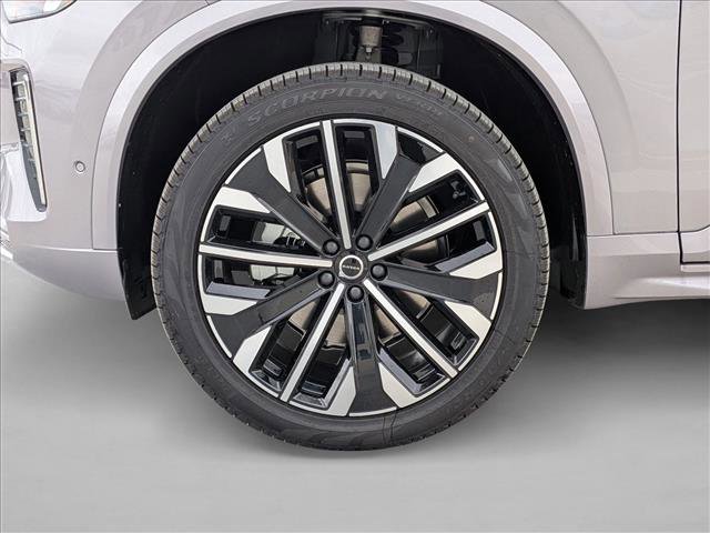 New 2026 Volvo XC90 B5 Plus image 11