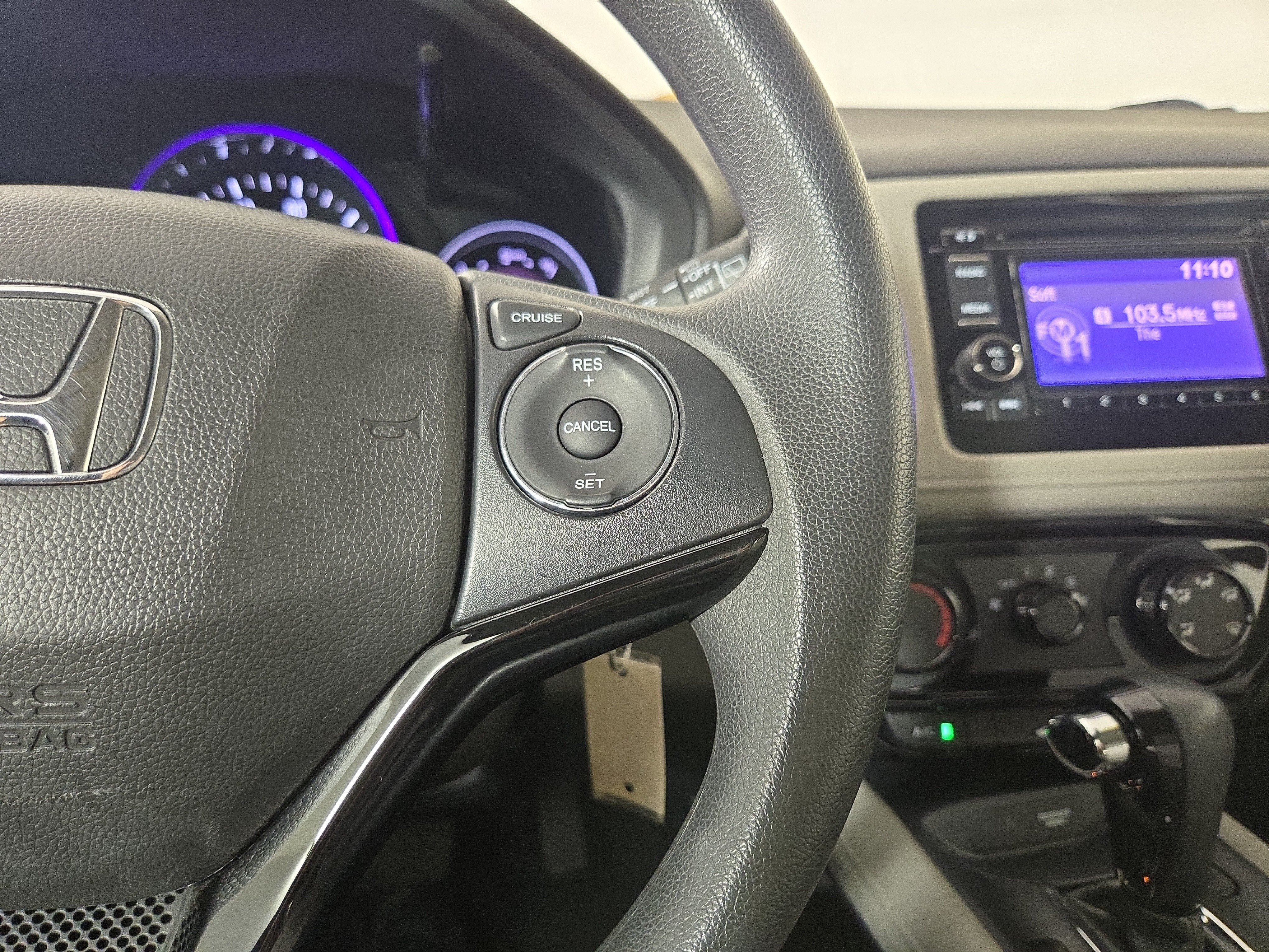 Used 2020 Honda HR-V LX image 14