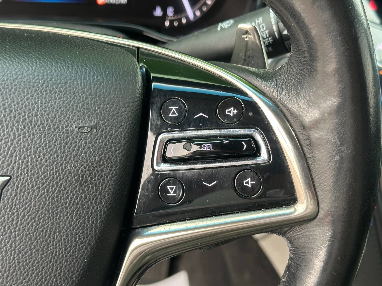 Used 2017 Cadillac CTS Luxury image 32