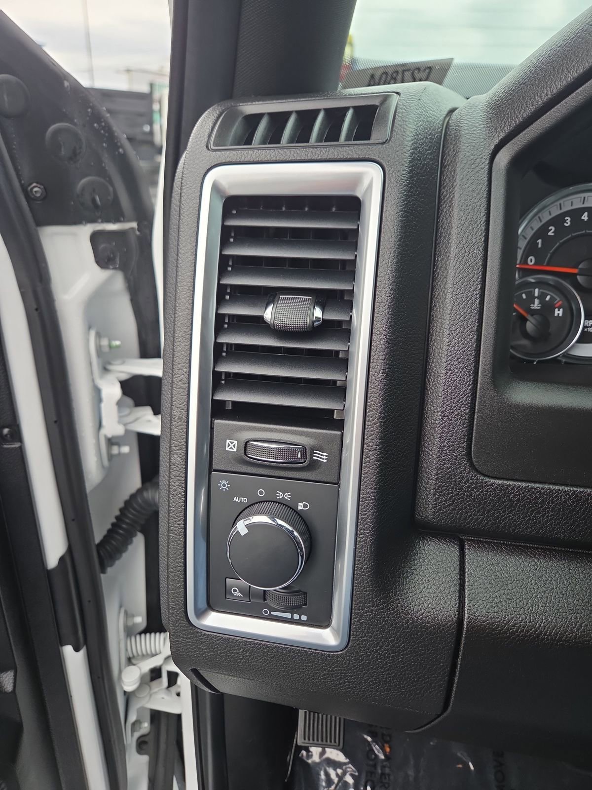 Used 2023 RAM 1500 Classic Warlock w/ Trailer Tow Group image 28