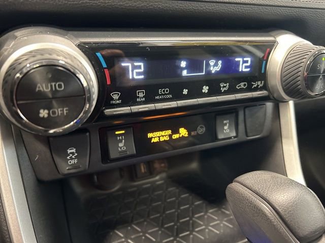 Used 2020 Toyota RAV4 XLE w/ Convenience Package image 22