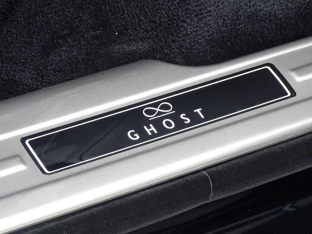New 2025 Rolls-Royce Ghost Black Badge image 11