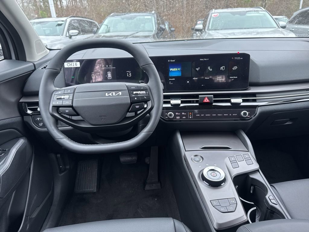 New 2026 Kia Sportage EX image 2