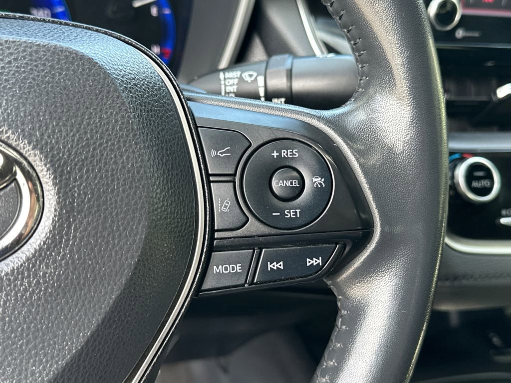 Used 2022 Toyota Corolla XSE image 24