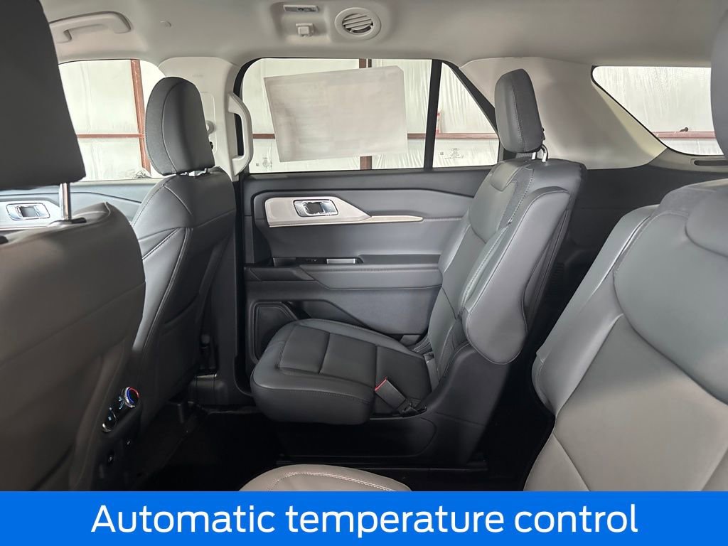 New 2026 Ford Explorer Active w/ Active Comfort Package image 15