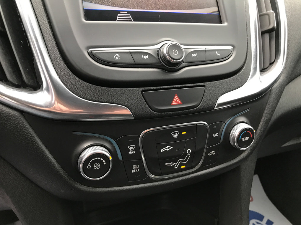 Used 2021 Chevrolet Equinox LT image 18