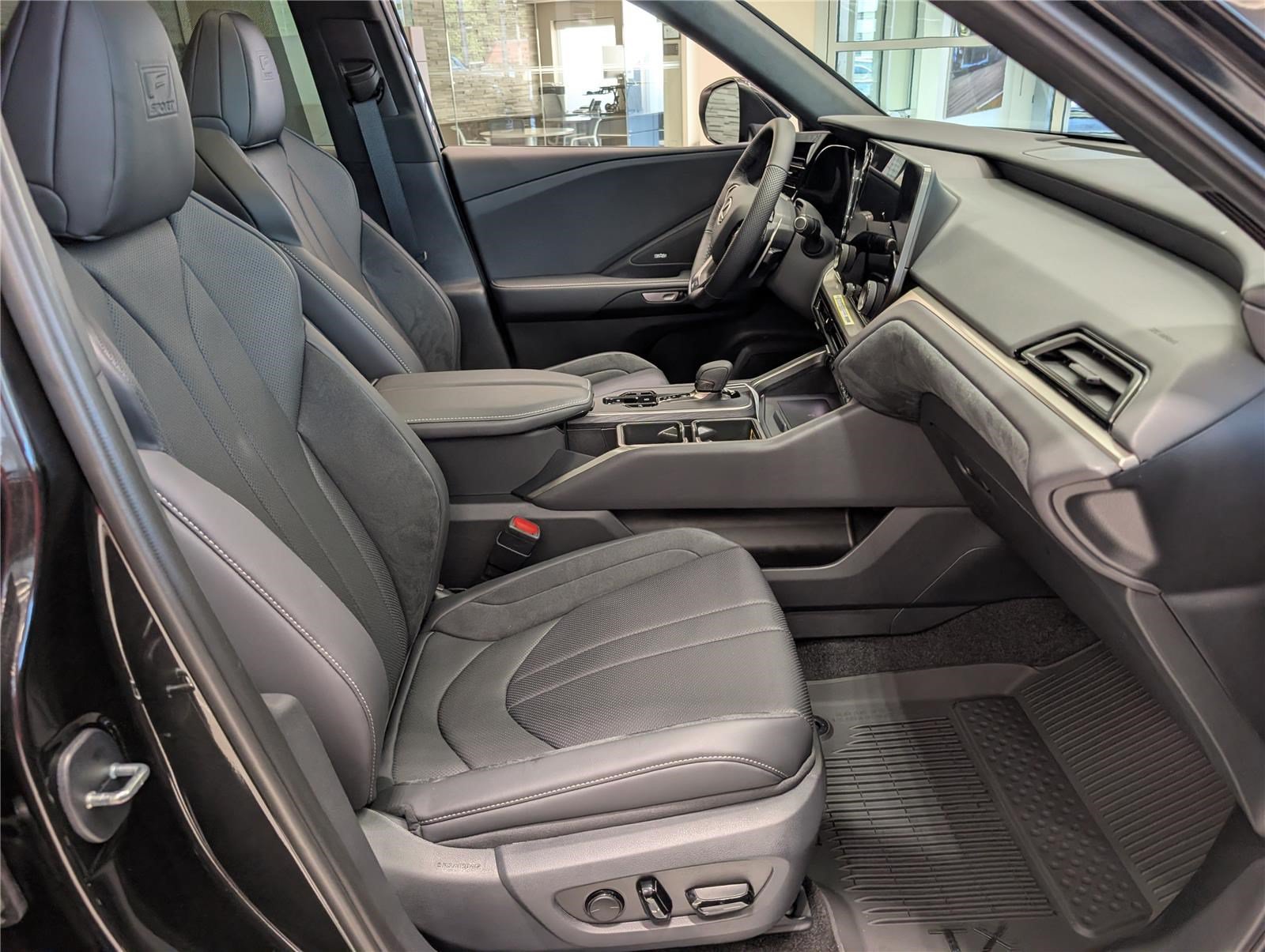 New 2026 Lexus TX 500h AWD w/ Technology Package image 8
