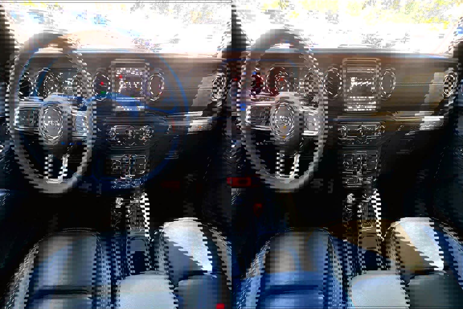 Used 2023 Jeep Wrangler Unlimited Rubicon 4xe w/ Steel Bumper Group image 16