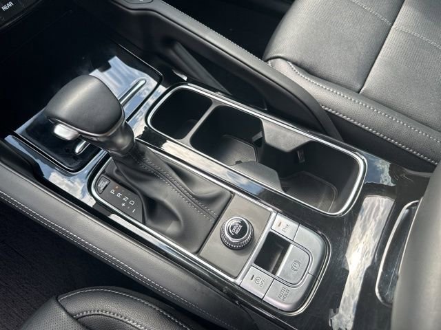 Used 2025 Kia Telluride EX w/ EX Captain's Chair Package FWD image 22