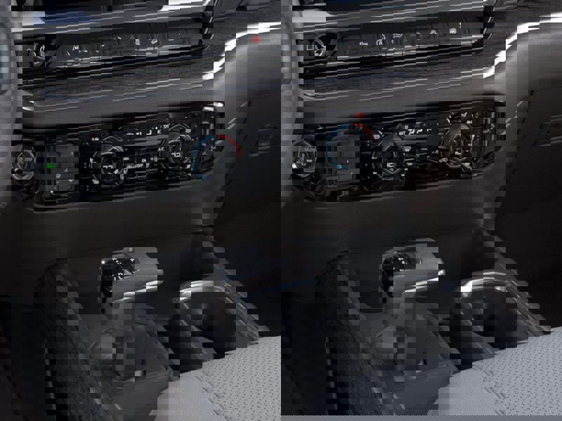 New 2026 Chevrolet Silverado 1500 LTZ w/ Technology Package image 24