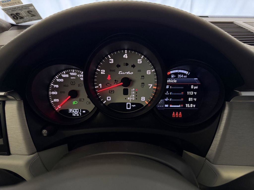 Certified 2021 Porsche Macan Turbo image 21