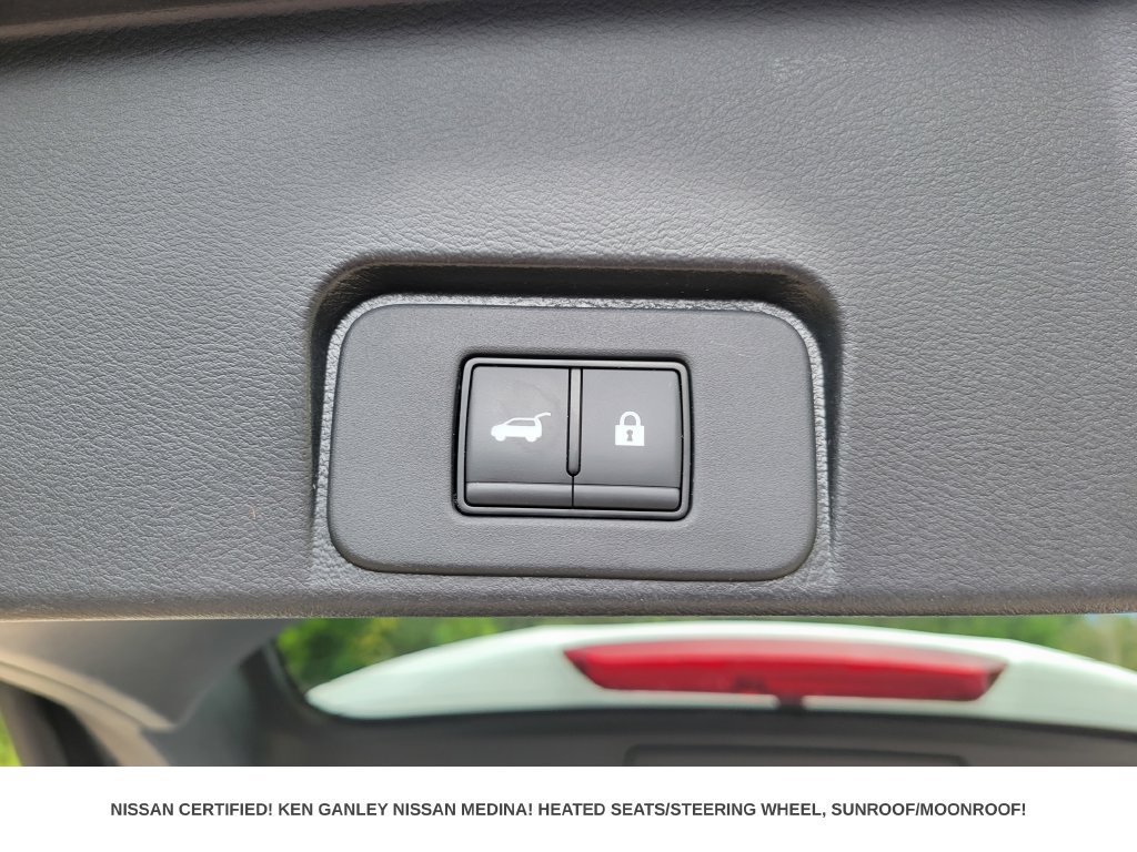 Certified 2023 Nissan Rogue SV w/ SV Premium B Package AWD/4WD image 49