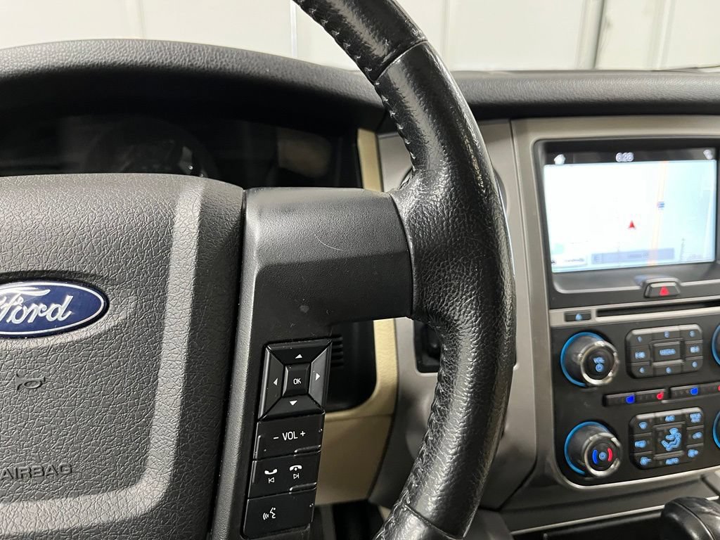 Used 2017 Ford Expedition EL XLT w/ Equipment Group 202A AWD/4WD image 27