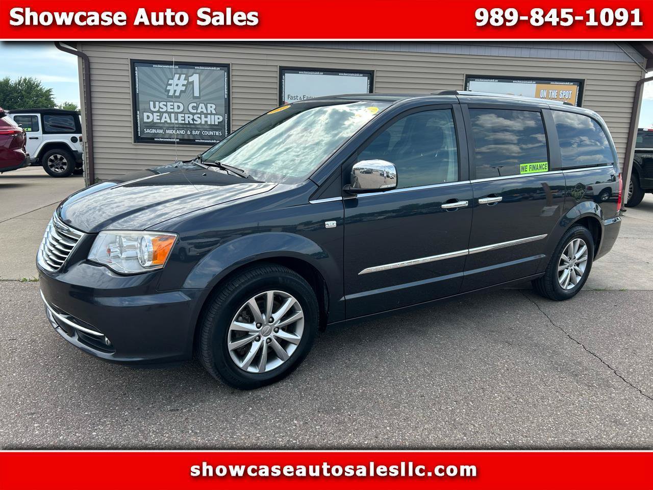 Used 2014 Chrysler Town & Country Touring-L FWD image 1