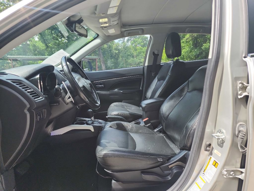 Used 2013 Mitsubishi Outlander Sport SE FWD image 12