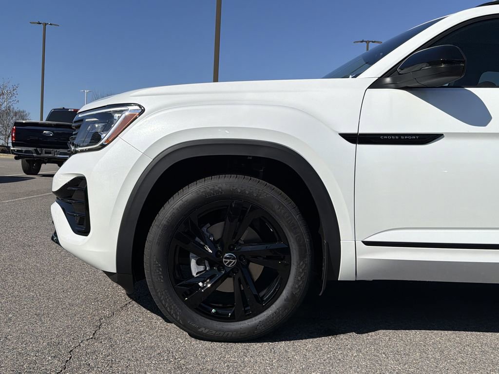 New 2026 Volkswagen Atlas Cross Sport SEL R-Line image 9