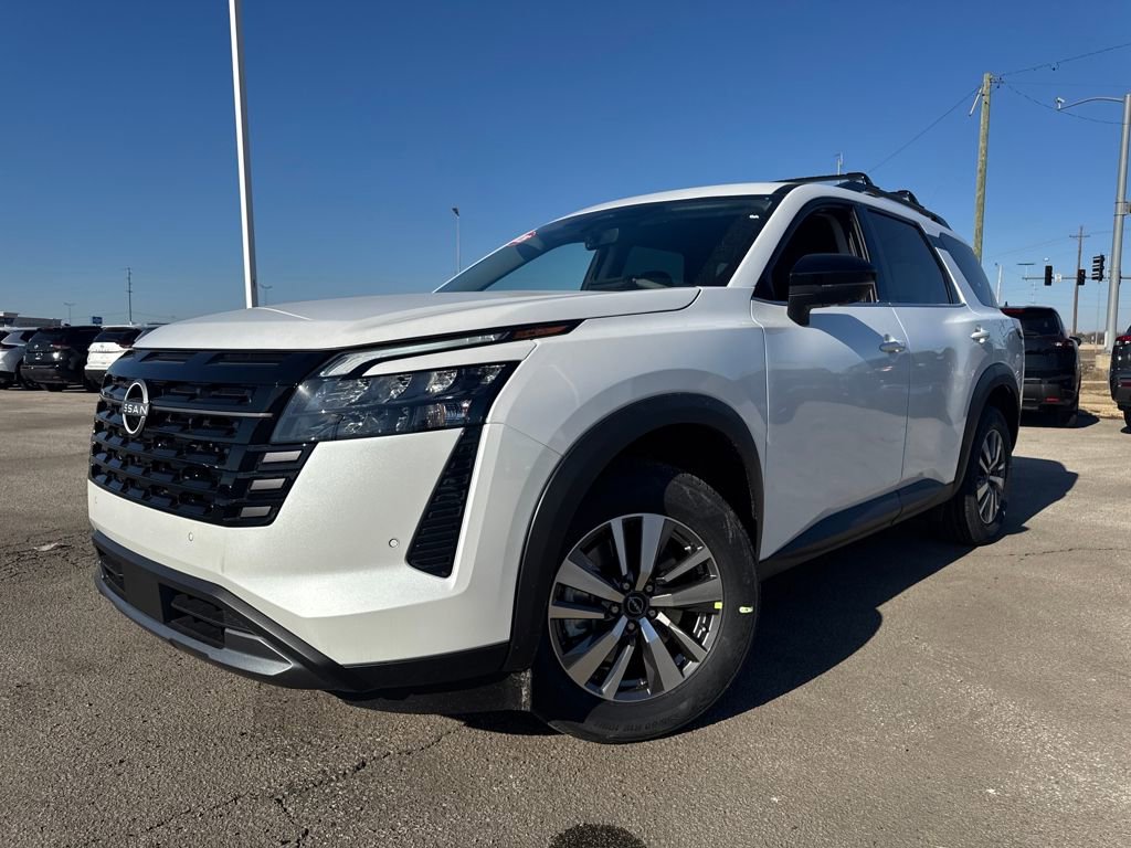 New 2026 Nissan Pathfinder SL