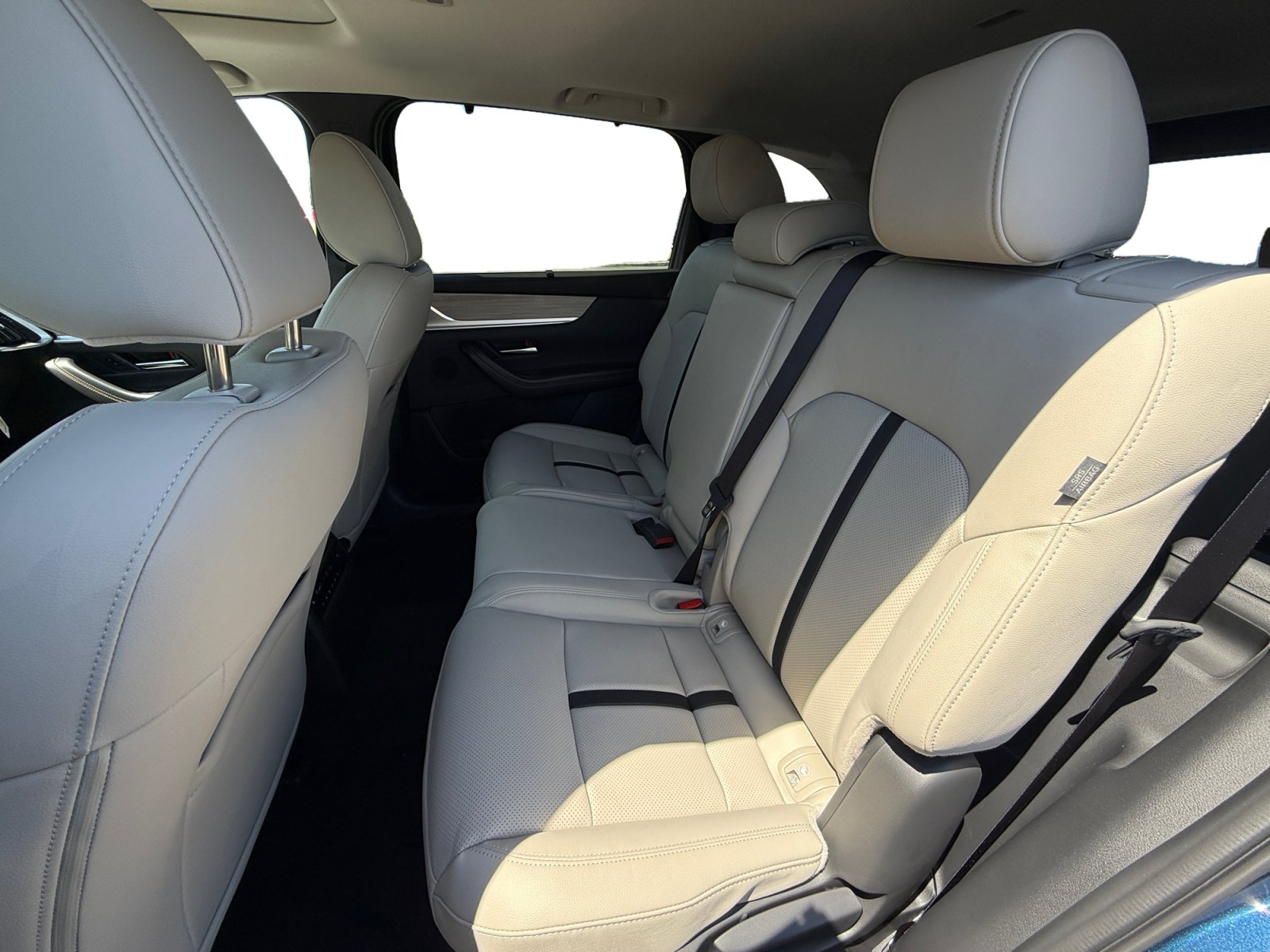 New 2026 MAZDA CX-90 Plug-In Hybrid w/ Preferred AWD/4WD image 16