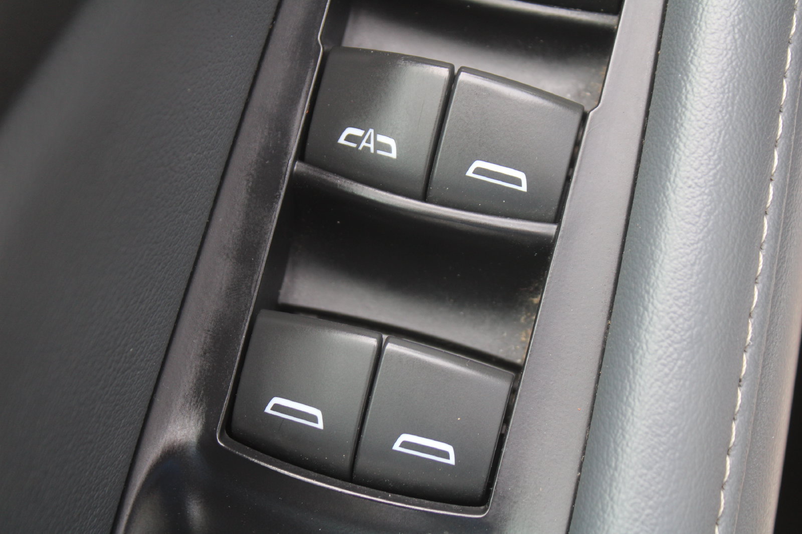 Used 2022 Buick Enclave Premium FWD image 21