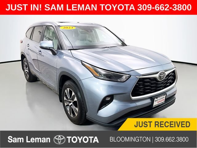 Used 2023 Toyota Highlander XLE