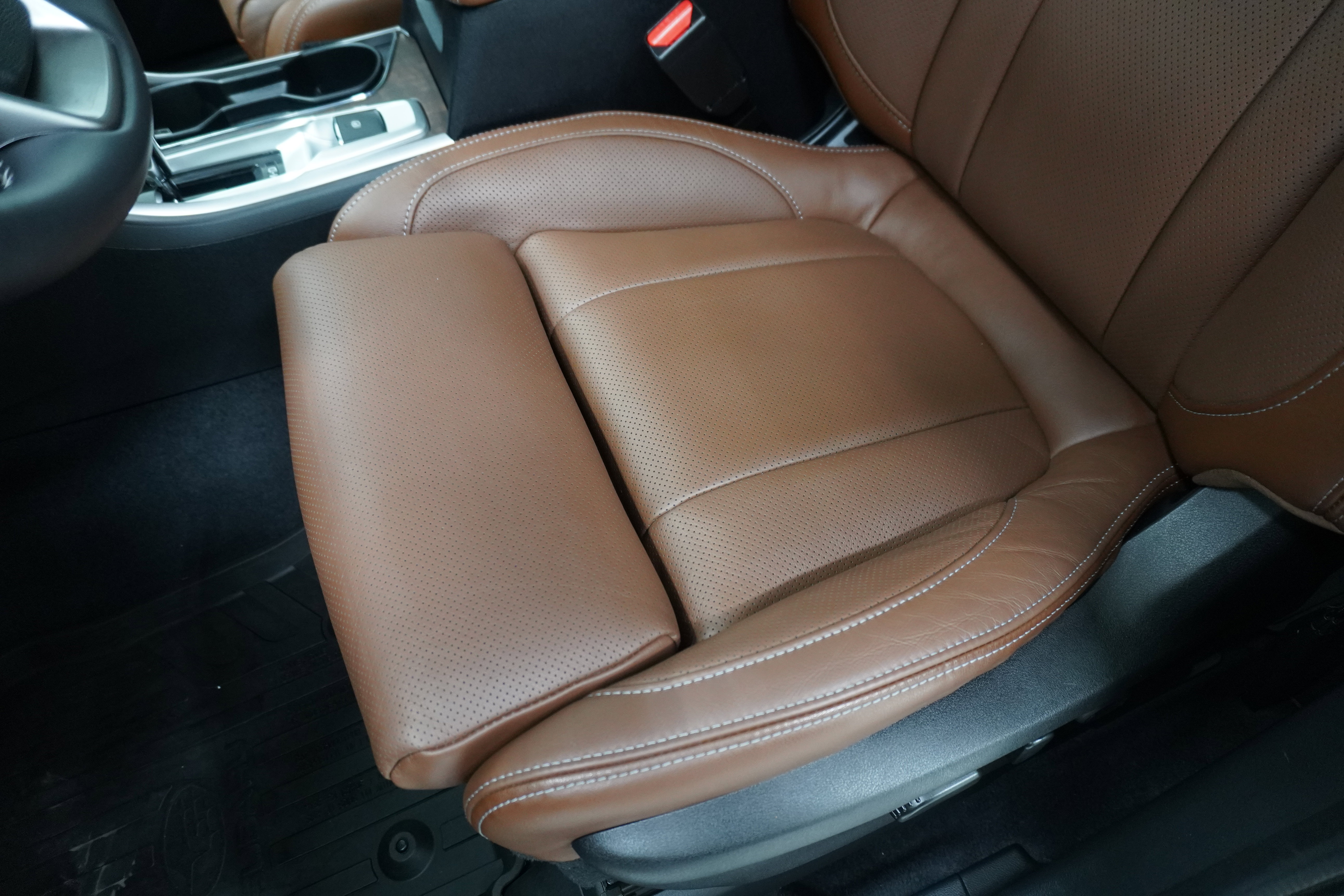 Used 2020 Subaru Ascent Touring w/ Popular Package #2A AWD/4WD image 12