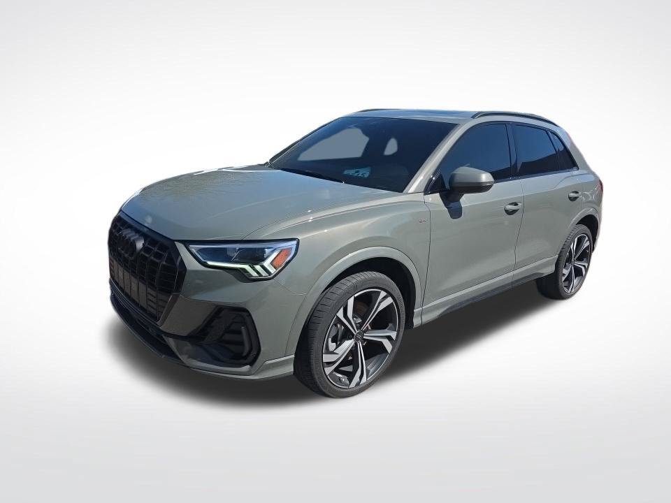 Used 2024 Audi Q3 2.0T Premium Plus w/ Premium Plus Package AWD/4WD image 3