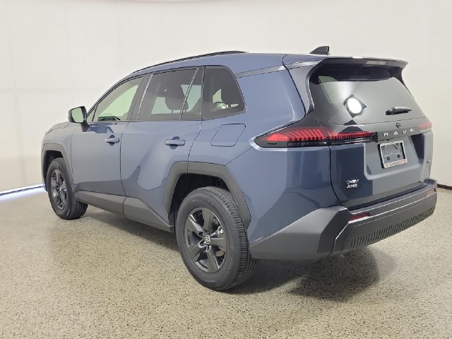 Used 2026 Toyota RAV4 LE AWD/4WD image 7