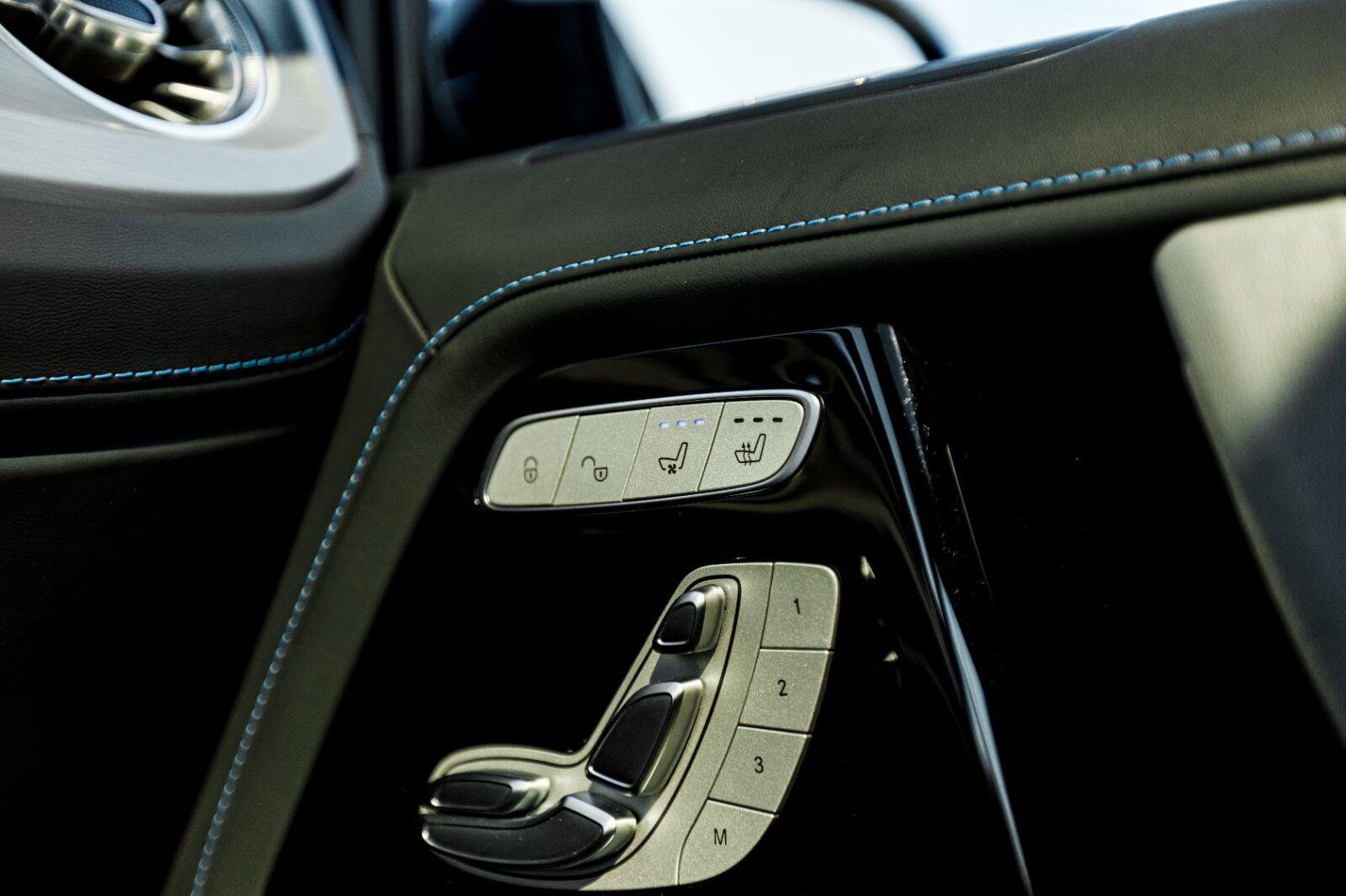 Certified 2025 Mercedes-Benz G 580 w/ EQ Technology image 31