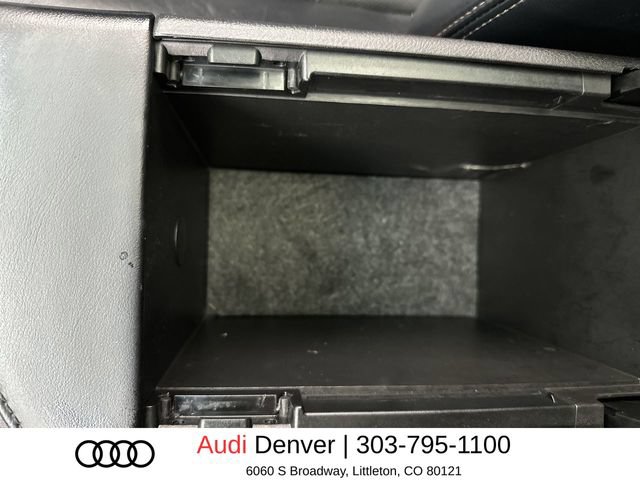 Used 2016 Toyota Avalon Limited w/ Toyota Safety Sense Package FWD image 21