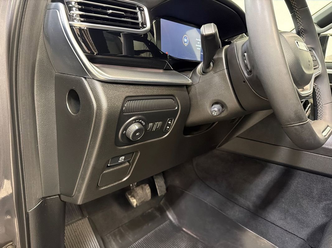 Used 2023 Jeep Wagoneer Series II RWD image 16