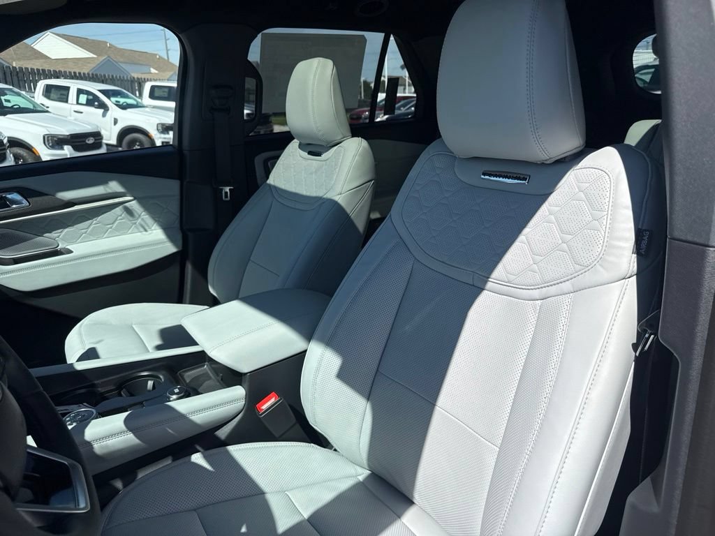 New 2027 Ford Explorer Platinum w/ LUX Leather Package AWD/4WD image 43