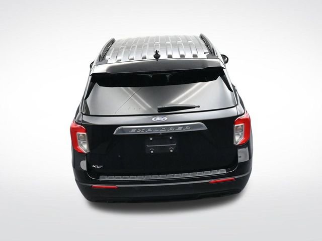 Used 2023 Ford Explorer XLT image 25