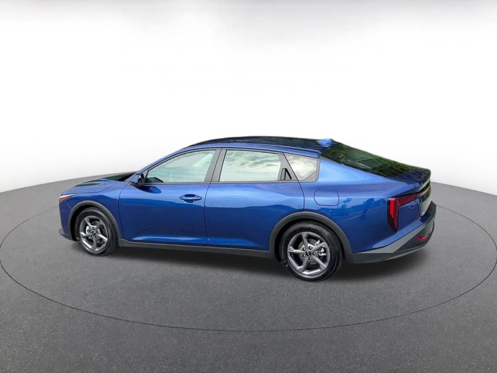 Used 2026 Kia K4 FWD image 9