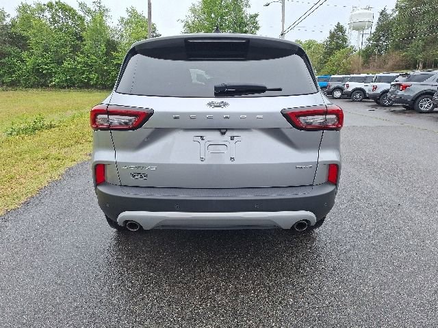 Used 2024 Ford Escape Active w/ Tech Pack #1 AWD/4WD image 4