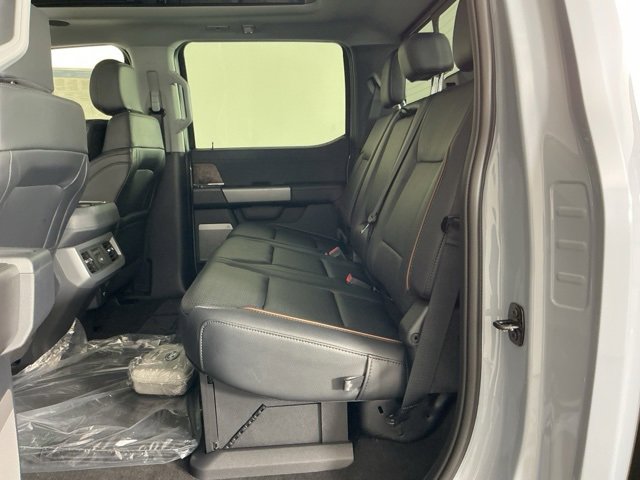 New 2026 Ford F350 Lariat image 32